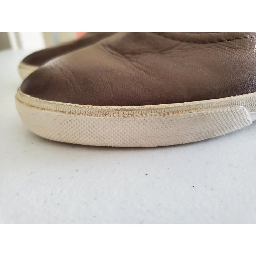 Frye Melanie Slip On Sneakers Brown‎ Pebbled Leather Womens 7.5 M 3471116-GRY